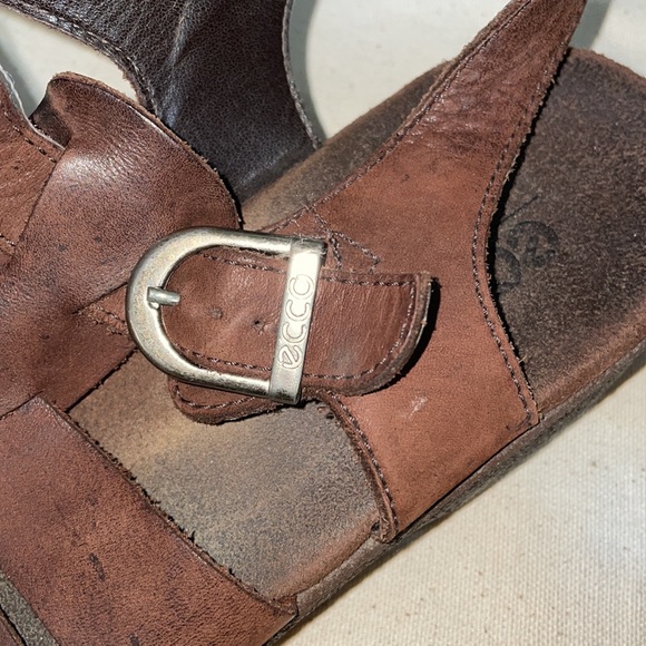 Ecco Soft Brown Closed Toe Leather Sandals - Picture 10 of 10